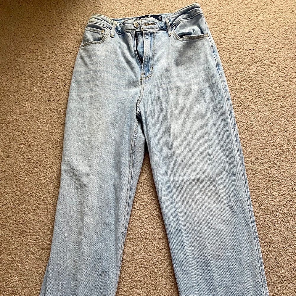 Women's Hollister Ultra High-Rise Dad Jean Vintage Stretch